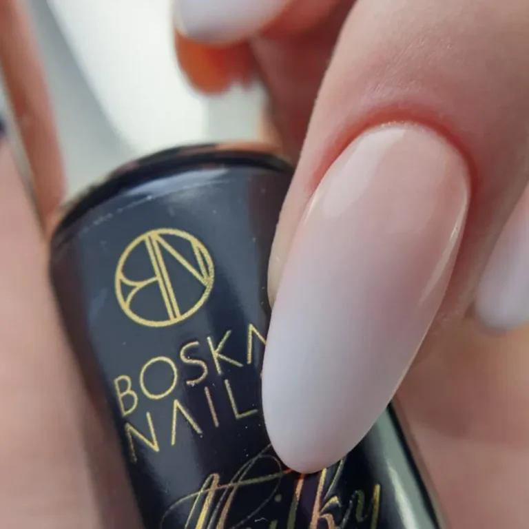 Boska Nails Top hybrydowy Milky no wipe mleczny półtransparentny 6ml