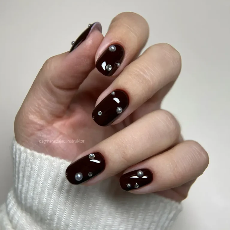 Yoshi Lakier hybrydowy Mystic Mahogany 137 czekoladowy brąz